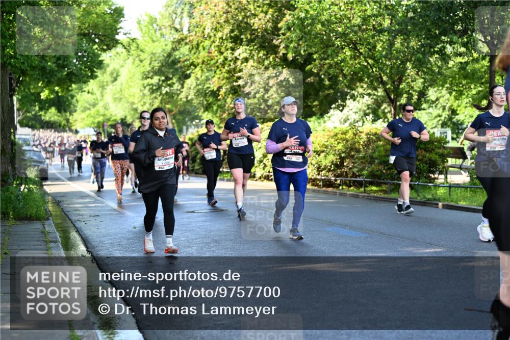 14.06.2026 - REWE Women's Run Dr. Thomas Lammeyer http://msf.ph/oto/9757700 14.06.2026 09:21:41 Laufen 11398, 57, 10326, 7 meine-sportfotos.de
