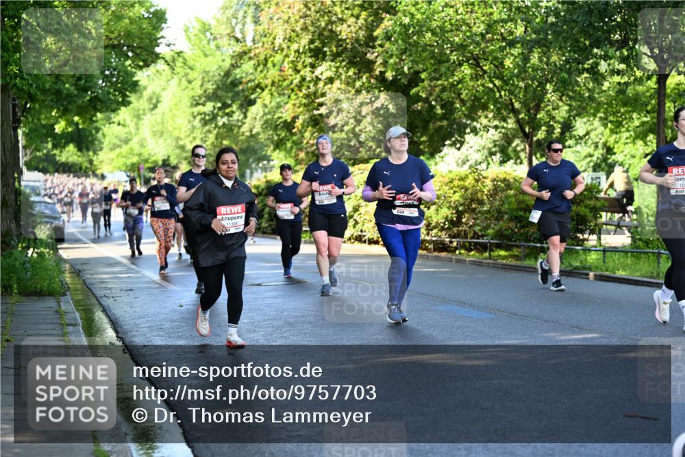 14.06.2026 - REWE Women's Run Dr. Thomas Lammeyer http://msf.ph/oto/9757703 14.06.2026 09:21:41 Laufen 11398, 103 meine-sportfotos.de