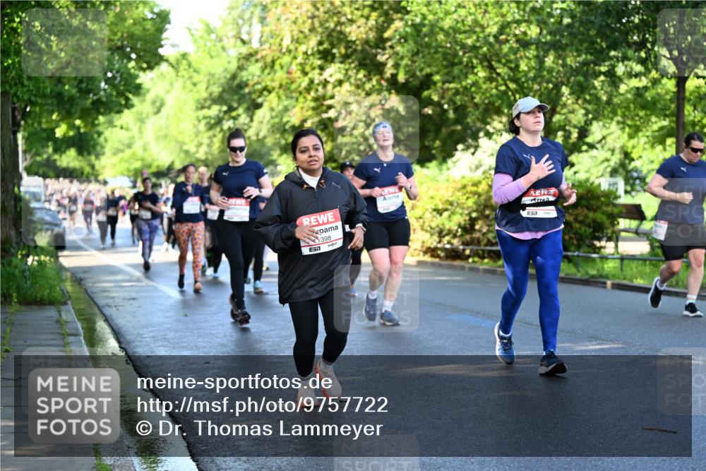 14.06.2026 - REWE Women's Run Dr. Thomas Lammeyer http://msf.ph/oto/9757722 14.06.2026 09:21:42 Laufen 1398, 7 meine-sportfotos.de