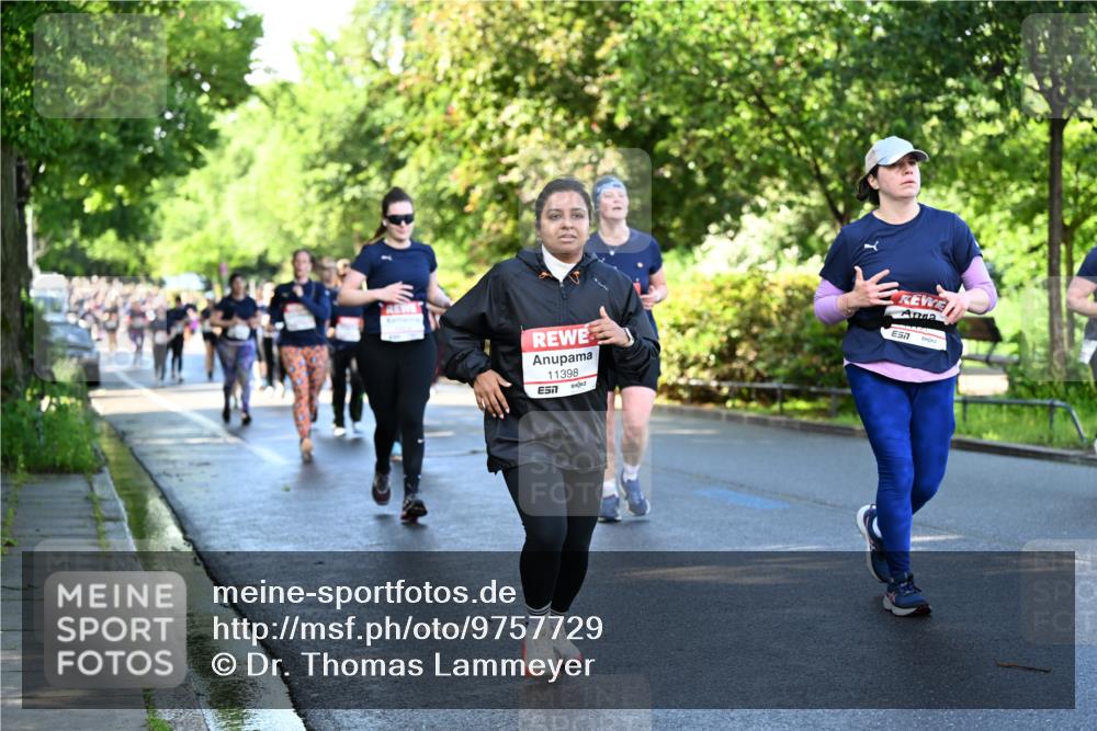 14.06.2026 - REWE Women's Run Dr. Thomas Lammeyer http://msf.ph/oto/9757729 14.06.2026 09:21:42 Laufen 11398, 7, 7 meine-sportfotos.de