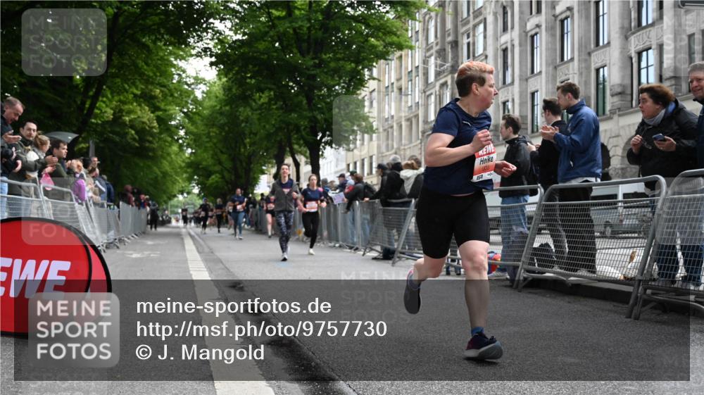 14.06.2026 - REWE Women's Run J. Mangold http://msf.ph/oto/9757730 14.06.2026 10:57:02 Ziel 5006, 5048, 5333, 5683, 5753, 5913, 5933 meine-sportfotos.de