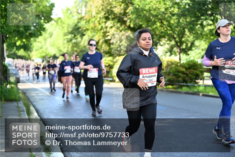 14.06.2026 - REWE Women's Run Dr. Thomas Lammeyer http://msf.ph/oto/9757733 14.06.2026 09:21:43 Laufen 11398, 7 meine-sportfotos.de