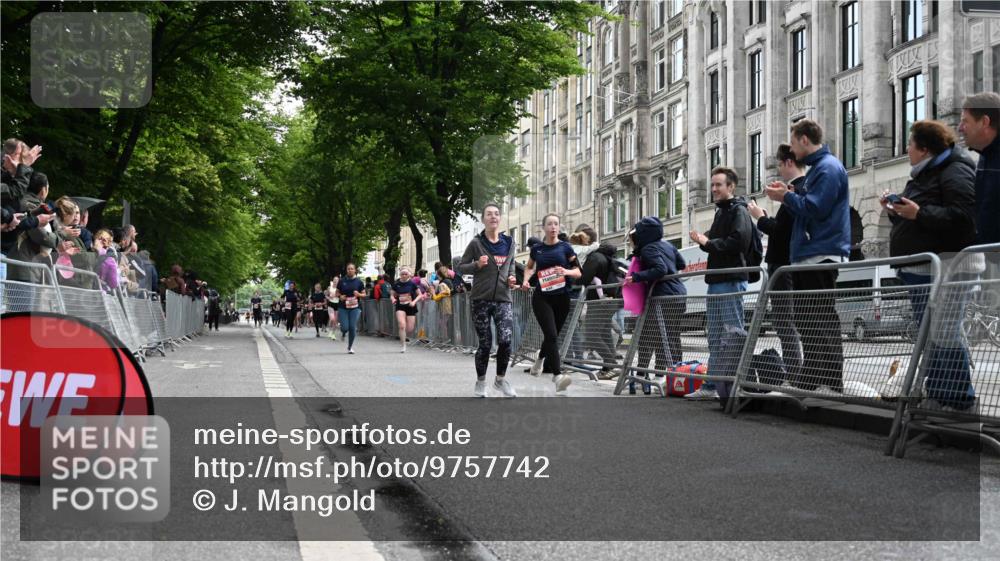 14.06.2026 - REWE Women's Run J. Mangold http://msf.ph/oto/9757742 14.06.2026 10:57:03 Ziel 5006, 5048, 5333, 5683, 5753, 5913, 5933 meine-sportfotos.de