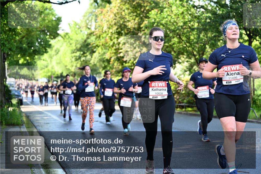 14.06.2026 - REWE Women's Run Dr. Thomas Lammeyer http://msf.ph/oto/9757753 14.06.2026 09:21:44 Laufen 10538, 11496, 7 meine-sportfotos.de