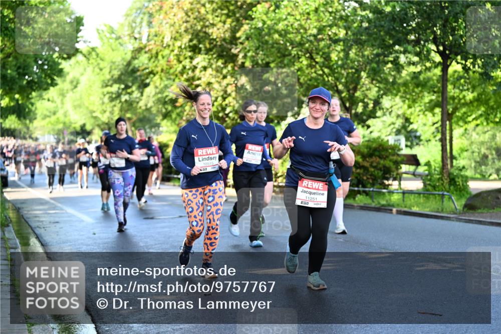 14.06.2026 - REWE Women's Run Dr. Thomas Lammeyer http://msf.ph/oto/9757767 14.06.2026 09:21:46 Laufen 10515, 57, 11251, 7 meine-sportfotos.de