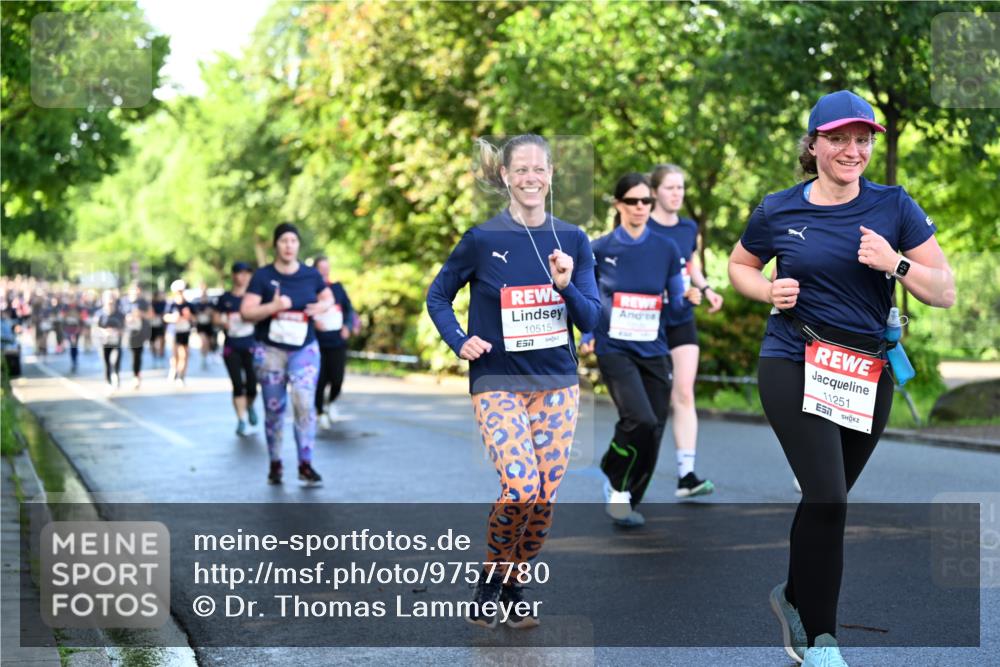 14.06.2026 - REWE Women's Run Dr. Thomas Lammeyer http://msf.ph/oto/9757780 14.06.2026 09:21:47 Laufen 10515, 7, 11251 meine-sportfotos.de