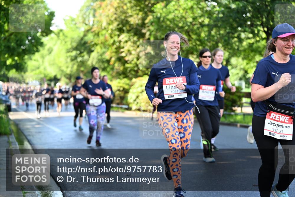 14.06.2026 - REWE Women's Run Dr. Thomas Lammeyer http://msf.ph/oto/9757783 14.06.2026 09:21:47 Laufen 10515, 57, 11251 meine-sportfotos.de