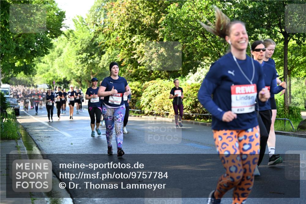 14.06.2026 - REWE Women's Run Dr. Thomas Lammeyer http://msf.ph/oto/9757784 14.06.2026 09:21:48 Laufen 1525 meine-sportfotos.de