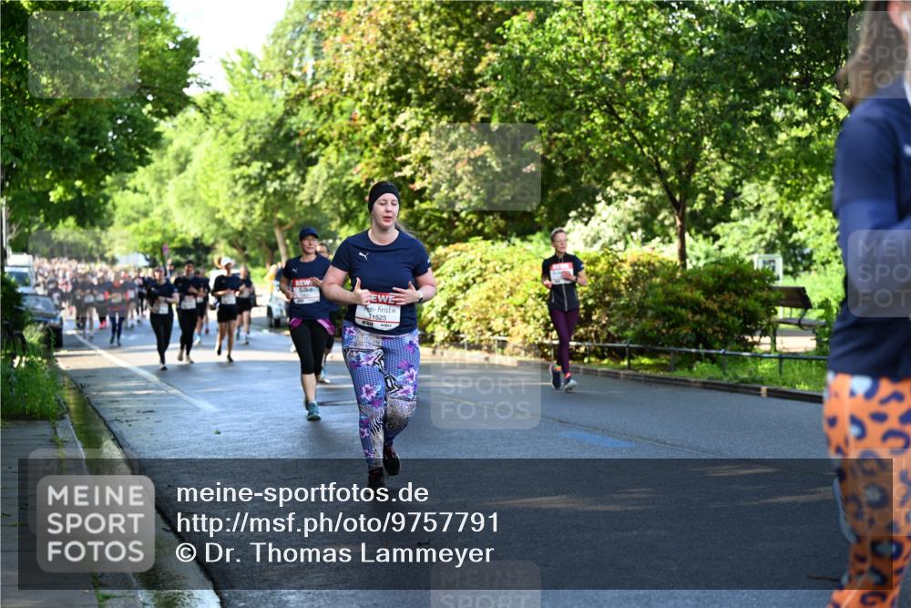14.06.2026 - REWE Women's Run Dr. Thomas Lammeyer http://msf.ph/oto/9757791 14.06.2026 09:21:48 Laufen 11525 meine-sportfotos.de