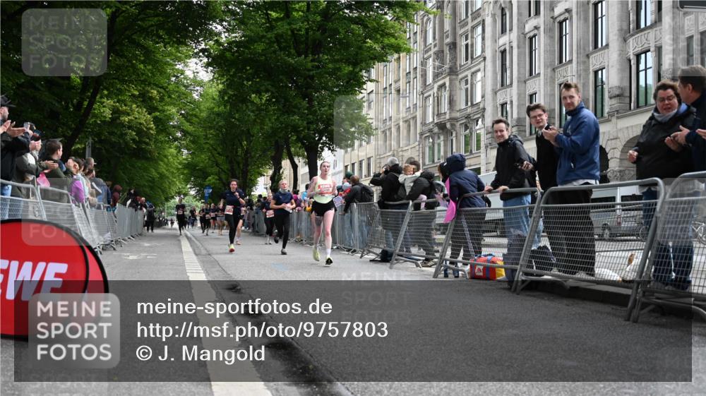 14.06.2026 - REWE Women's Run J. Mangold http://msf.ph/oto/9757803 14.06.2026 10:57:09 Ziel 5006, 5202, 5228, 5499, 5753, 5806, 5913, 5924, 5933 meine-sportfotos.de