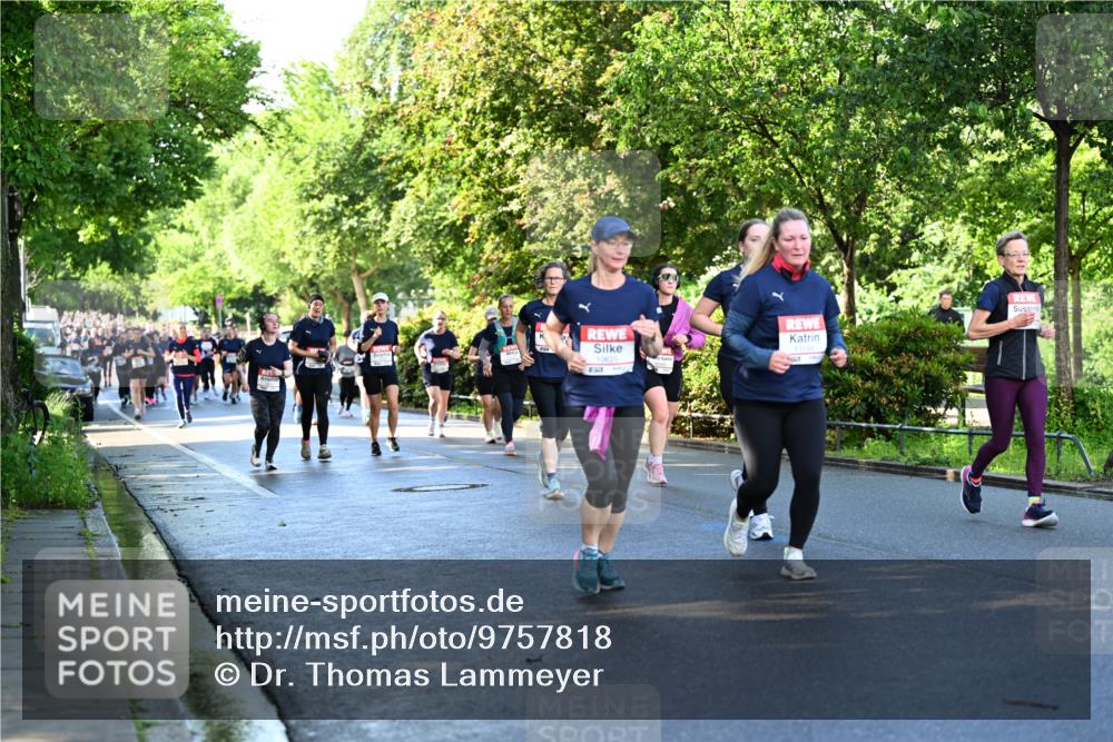 14.06.2026 - REWE Women's Run Dr. Thomas Lammeyer http://msf.ph/oto/9757818 14.06.2026 09:21:51 Laufen 10625 meine-sportfotos.de