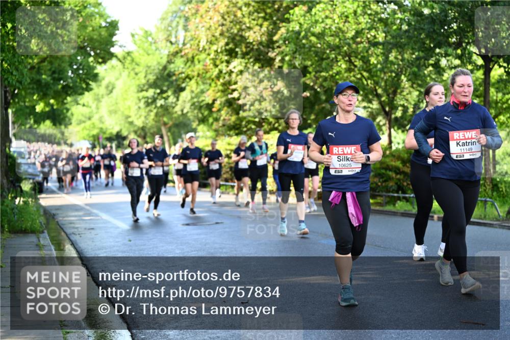 14.06.2026 - REWE Women's Run Dr. Thomas Lammeyer http://msf.ph/oto/9757834 14.06.2026 09:21:52 Laufen 10625, 7, 11149, 7 meine-sportfotos.de