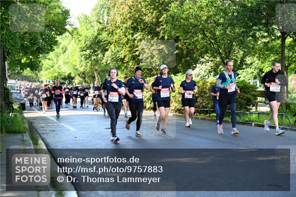 14.06.2026 - REWE Women's Run Dr. Thomas Lammeyer http://msf.ph/oto/9757883 14.06.2026 09:21:55 Laufen 11181 meine-sportfotos.de