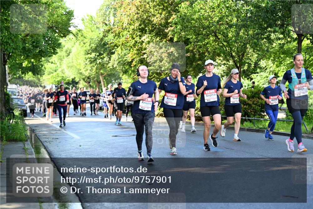 14.06.2026 - REWE Women's Run Dr. Thomas Lammeyer http://msf.ph/oto/9757901 14.06.2026 09:21:56 Laufen 57, 57 meine-sportfotos.de