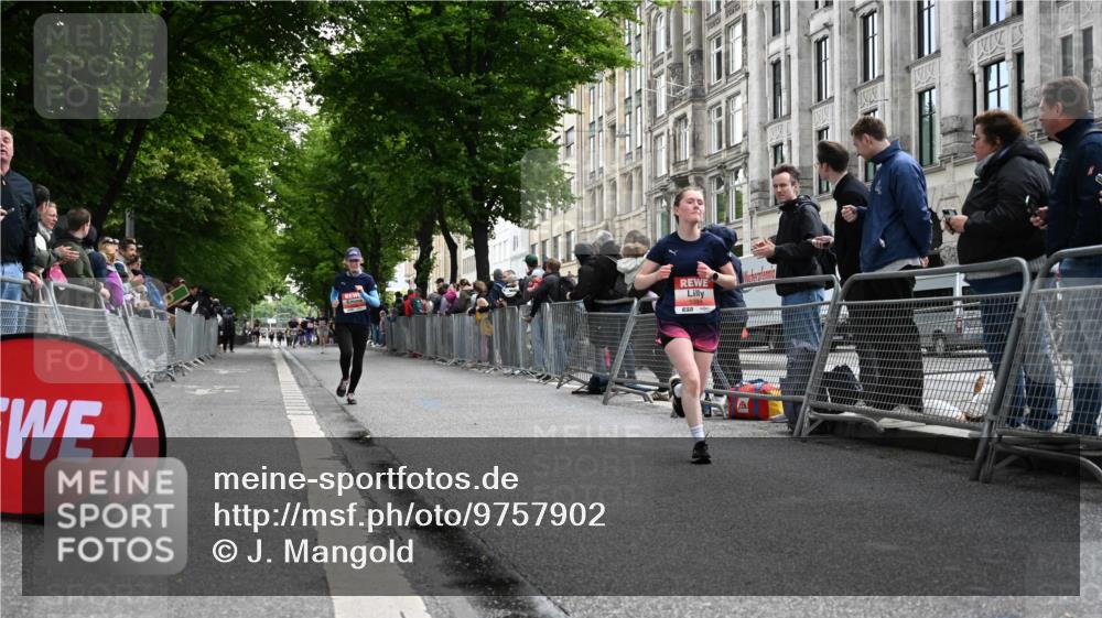 14.06.2026 - REWE Women's Run J. Mangold http://msf.ph/oto/9757902 14.06.2026 10:57:30 Ziel 5394, 5598 meine-sportfotos.de
