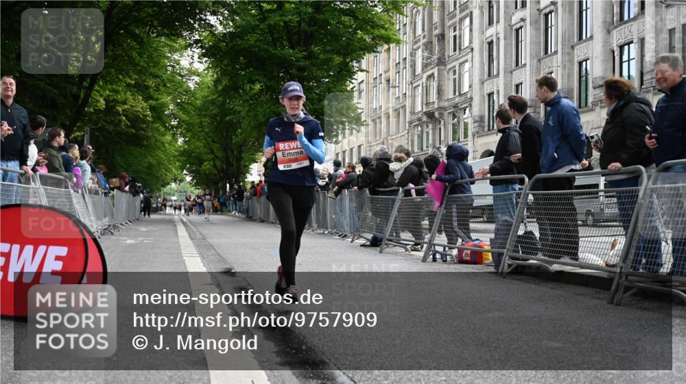 14.06.2026 - REWE Women's Run J. Mangold http://msf.ph/oto/9757909 14.06.2026 10:57:32 Ziel 5394, 5598 meine-sportfotos.de