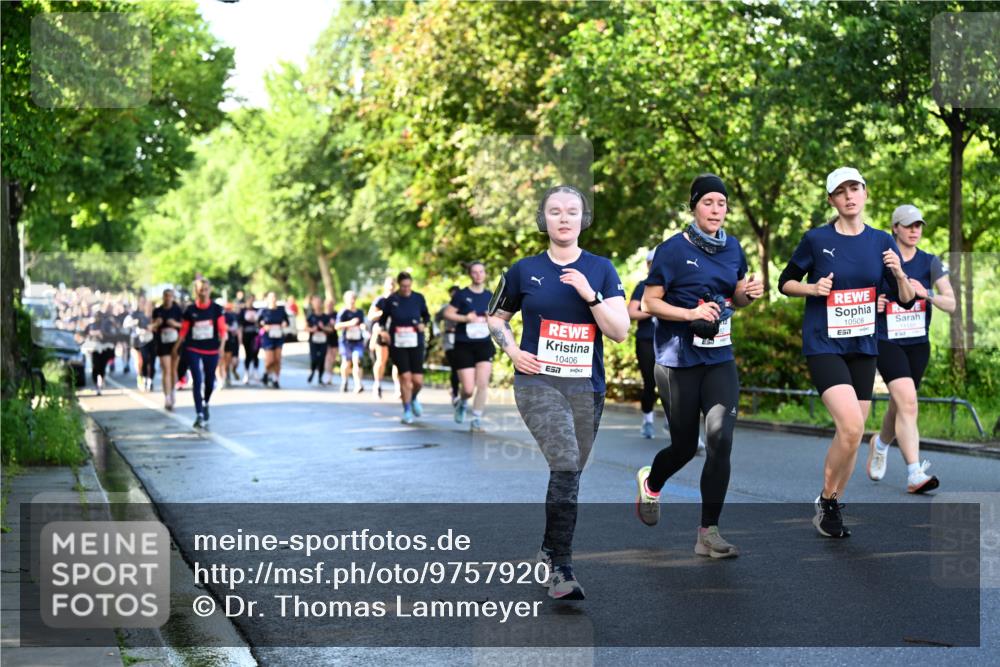 14.06.2026 - REWE Women's Run Dr. Thomas Lammeyer http://msf.ph/oto/9757920 14.06.2026 09:21:57 Laufen 10406, 10508, 57 meine-sportfotos.de
