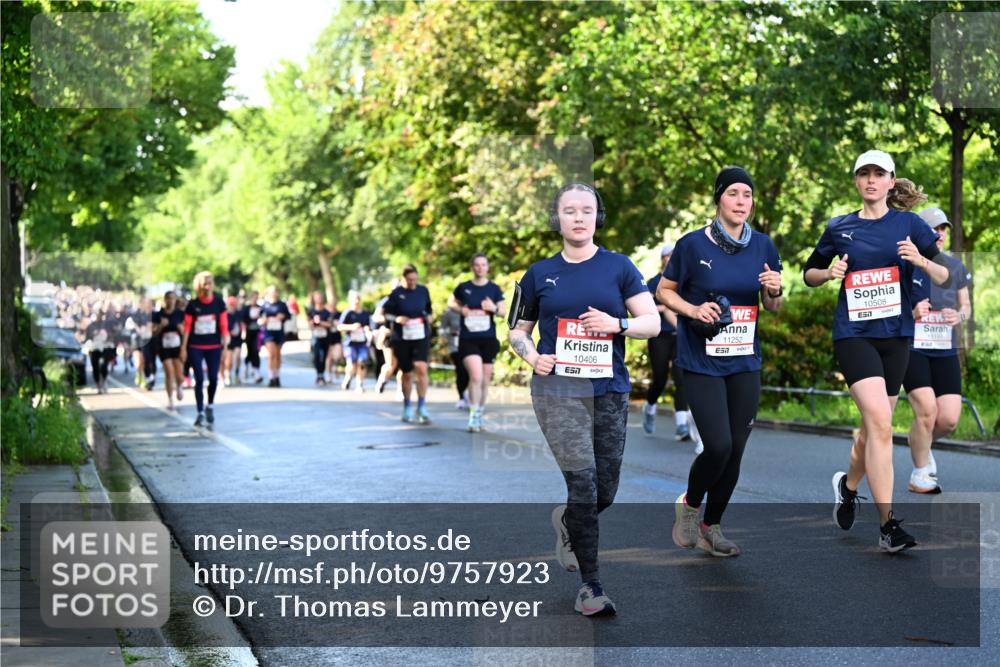 14.06.2026 - REWE Women's Run Dr. Thomas Lammeyer http://msf.ph/oto/9757923 14.06.2026 09:21:57 Laufen 10406, 7, 11252, 10508, 7, 11181 meine-sportfotos.de
