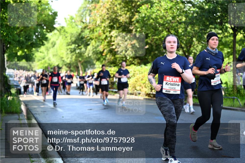 14.06.2026 - REWE Women's Run Dr. Thomas Lammeyer http://msf.ph/oto/9757928 14.06.2026 09:21:58 Laufen 10406, 7, 11252, 7 meine-sportfotos.de