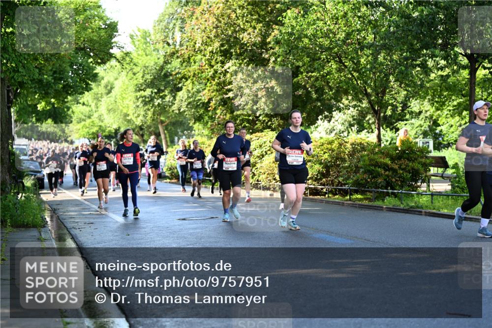 14.06.2026 - REWE Women's Run Dr. Thomas Lammeyer http://msf.ph/oto/9757951 14.06.2026 09:21:59 Laufen 10609 meine-sportfotos.de