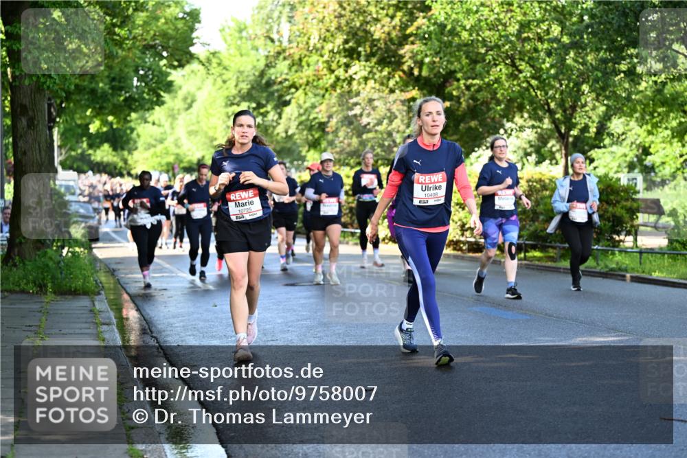 14.06.2026 - REWE Women's Run Dr. Thomas Lammeyer http://msf.ph/oto/9758007 14.06.2026 09:22:05 Laufen 10725, 10408, 57 meine-sportfotos.de