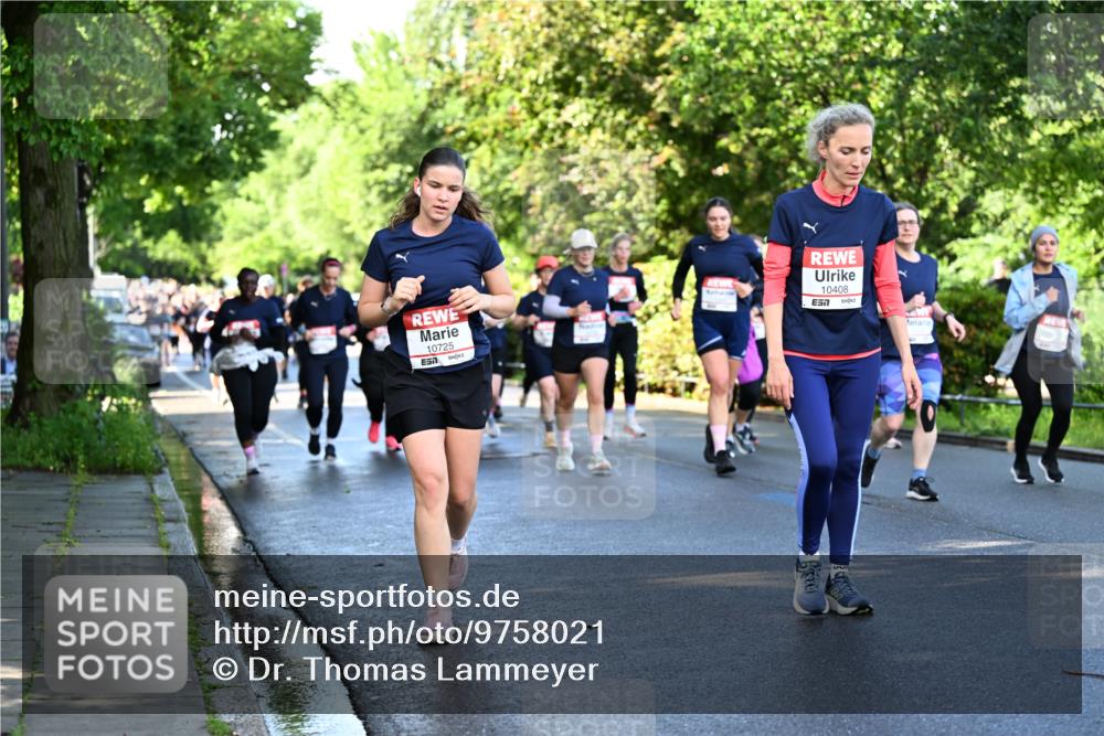 14.06.2026 - REWE Women's Run Dr. Thomas Lammeyer http://msf.ph/oto/9758021 14.06.2026 09:22:06 Laufen 10725, 10408, 7 meine-sportfotos.de