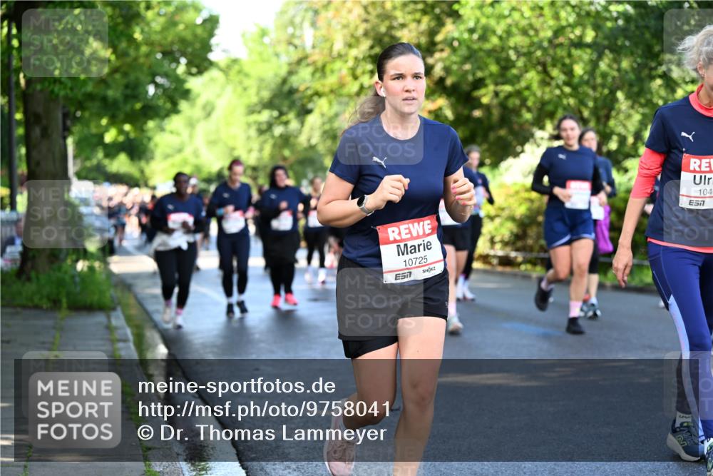 14.06.2026 - REWE Women's Run Dr. Thomas Lammeyer http://msf.ph/oto/9758041 14.06.2026 09:22:07 Laufen 10725, 1040, 7 meine-sportfotos.de