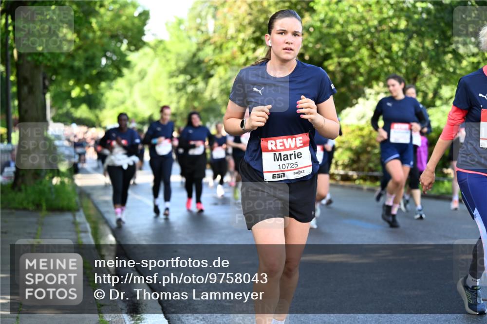14.06.2026 - REWE Women's Run Dr. Thomas Lammeyer http://msf.ph/oto/9758043 14.06.2026 09:22:07 Laufen 10725, 7 meine-sportfotos.de