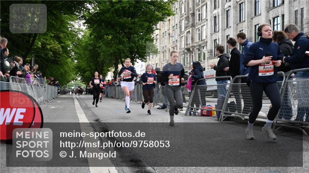 14.06.2026 - REWE Women's Run J. Mangold http://msf.ph/oto/9758053 14.06.2026 10:58:06 Ziel 5107, 5111, 5303, 5320, 5679, 5871, 5898 meine-sportfotos.de
