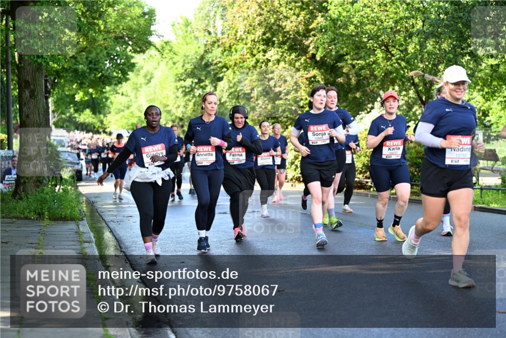 14.06.2026 - REWE Women's Run Dr. Thomas Lammeyer http://msf.ph/oto/9758067 14.06.2026 09:22:09 Laufen 888, 10297, 10766 meine-sportfotos.de