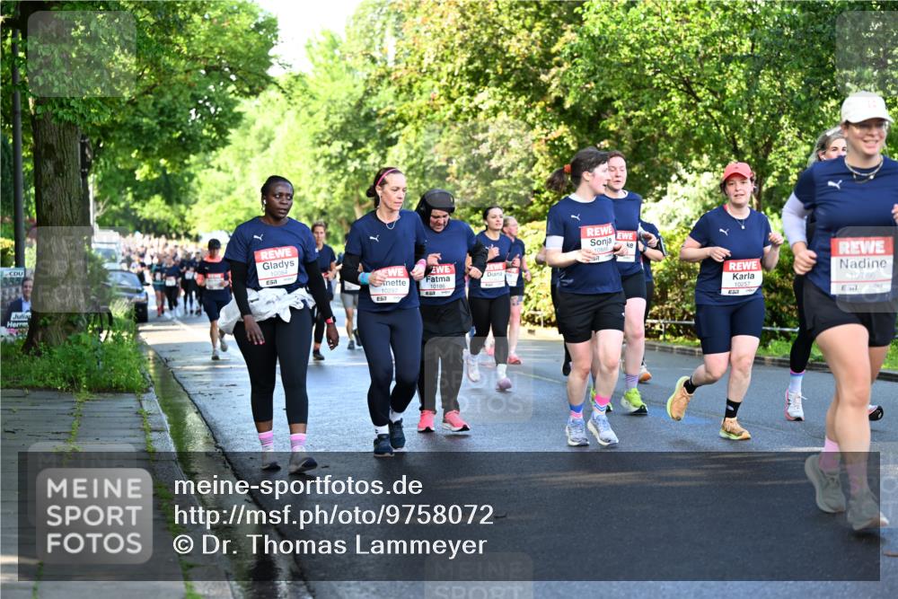 14.06.2026 - REWE Women's Run Dr. Thomas Lammeyer http://msf.ph/oto/9758072 14.06.2026 09:22:09 Laufen 10084, 10297, 10186, 10886, 10257, 10766 meine-sportfotos.de