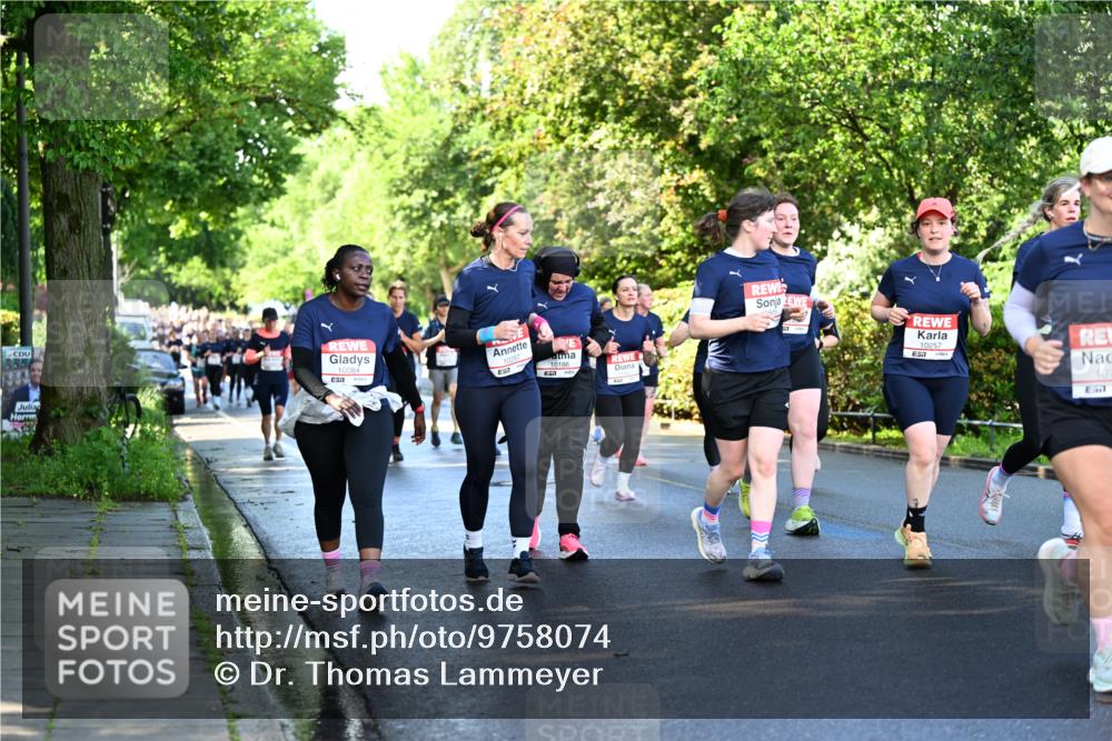 14.06.2026 - REWE Women's Run Dr. Thomas Lammeyer http://msf.ph/oto/9758074 14.06.2026 09:22:10 Laufen 10084, 7, 10297, 657, 10186, 10257, 107 meine-sportfotos.de