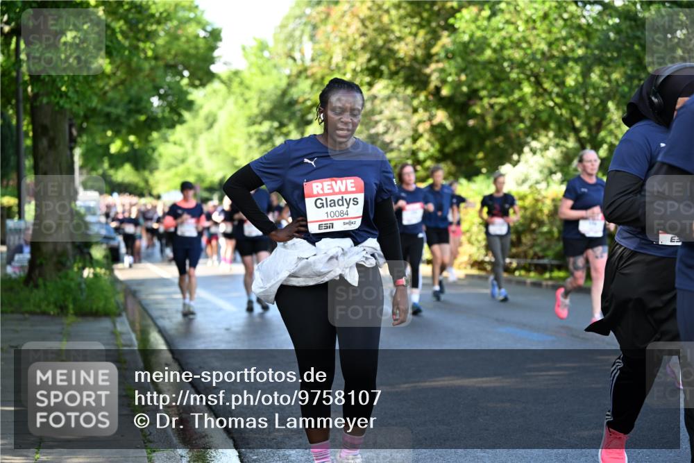 14.06.2026 - REWE Women's Run Dr. Thomas Lammeyer http://msf.ph/oto/9758107 14.06.2026 09:22:12 Laufen 10084 meine-sportfotos.de