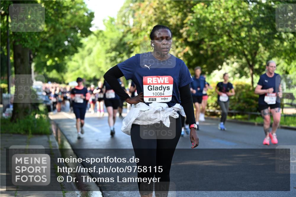 14.06.2026 - REWE Women's Run Dr. Thomas Lammeyer http://msf.ph/oto/9758115 14.06.2026 09:22:13 Laufen 10084 meine-sportfotos.de