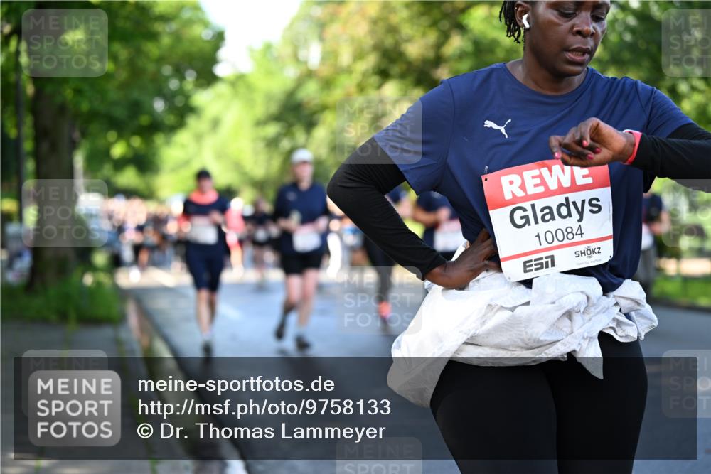 14.06.2026 - REWE Women's Run Dr. Thomas Lammeyer http://msf.ph/oto/9758133 14.06.2026 09:22:14 Laufen 10084 meine-sportfotos.de