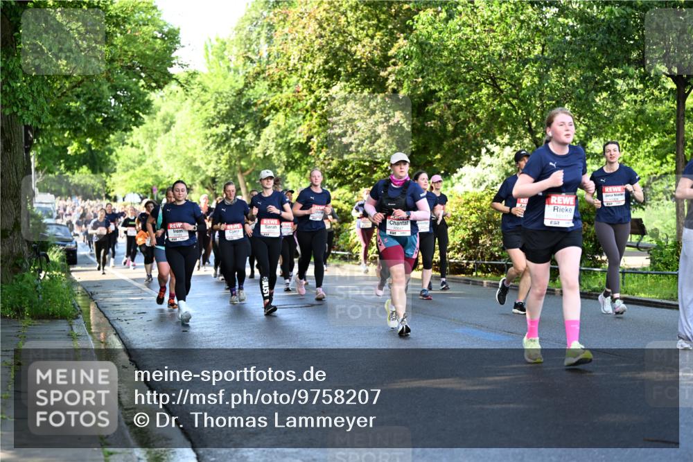 14.06.2026 - REWE Women's Run Dr. Thomas Lammeyer http://msf.ph/oto/9758207 14.06.2026 09:22:22 Laufen 10111, 57 meine-sportfotos.de