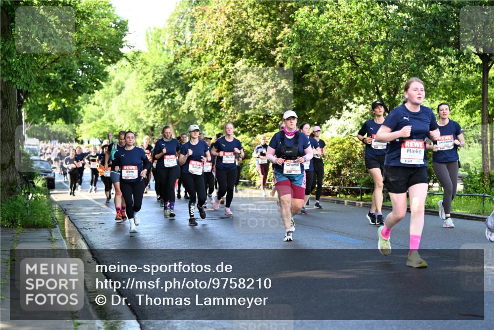 14.06.2026 - REWE Women's Run Dr. Thomas Lammeyer http://msf.ph/oto/9758210 14.06.2026 09:22:22 Laufen 10047, 1011, 57 meine-sportfotos.de