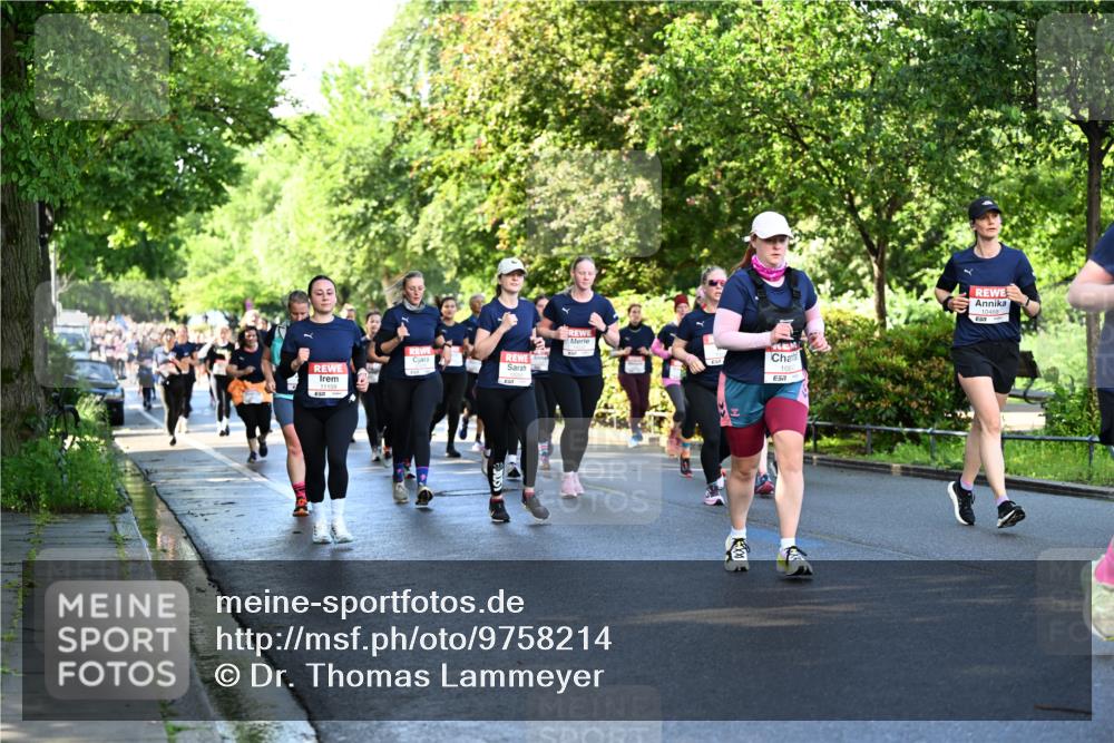 14.06.2026 - REWE Women's Run Dr. Thomas Lammeyer http://msf.ph/oto/9758214 14.06.2026 09:22:23 Laufen 100, 657, 57, 10468 meine-sportfotos.de