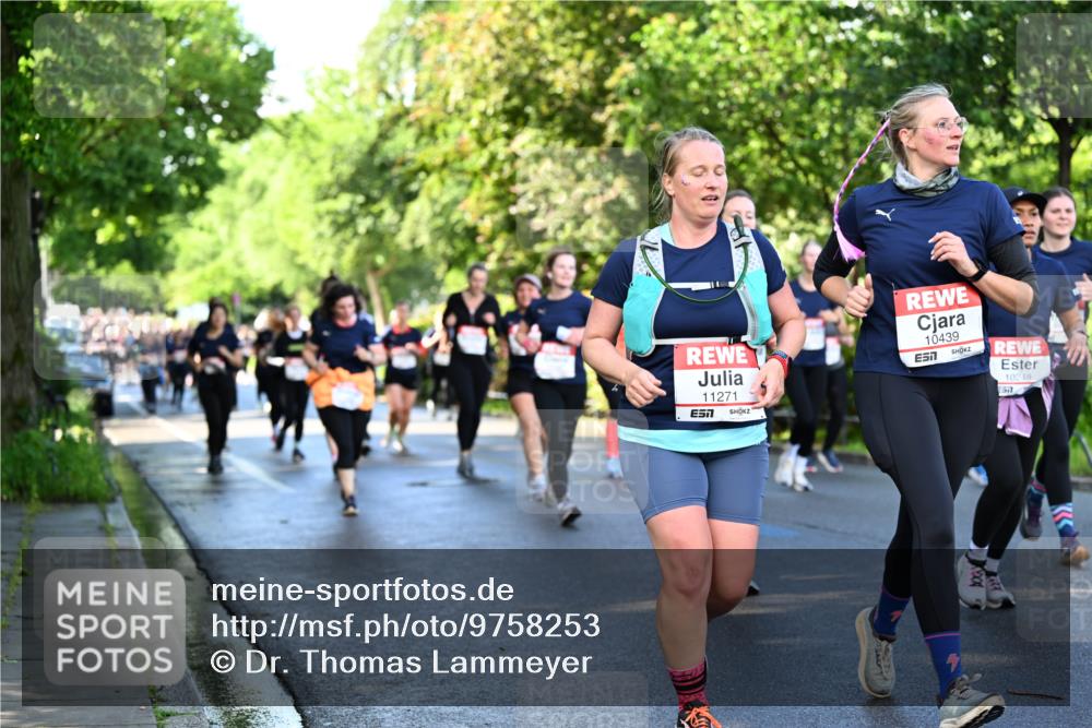 14.06.2026 - REWE Women's Run Dr. Thomas Lammeyer http://msf.ph/oto/9758253 14.06.2026 09:22:27 Laufen 11271, 7, 10439, 7, 10248 meine-sportfotos.de