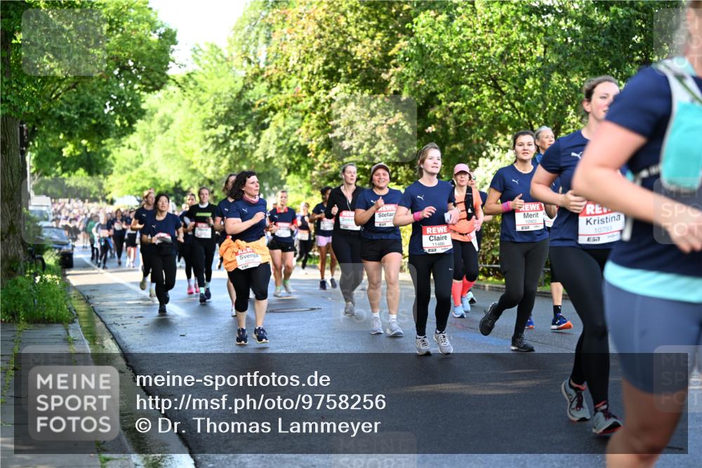 14.06.2026 - REWE Women's Run Dr. Thomas Lammeyer http://msf.ph/oto/9758256 14.06.2026 09:22:28 Laufen 10903, 11486, 10793 meine-sportfotos.de