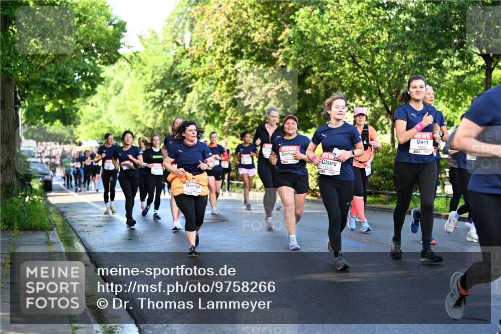 14.06.2026 - REWE Women's Run Dr. Thomas Lammeyer http://msf.ph/oto/9758266 14.06.2026 09:22:29 Laufen 10748, 11486, 10903 meine-sportfotos.de