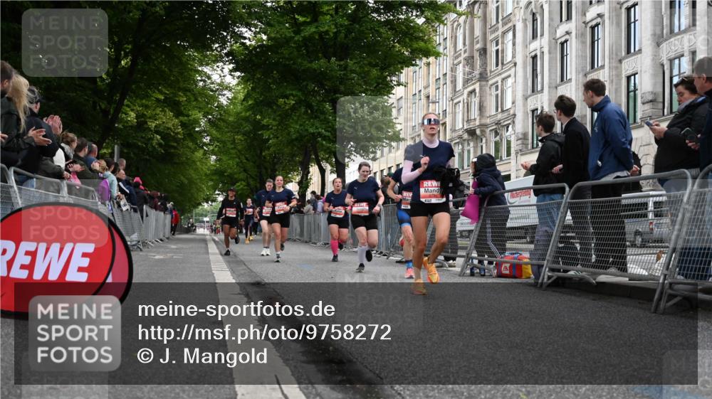 14.06.2026 - REWE Women's Run J. Mangold http://msf.ph/oto/9758272 14.06.2026 10:58:59 Ziel 5095, 5172, 5337, 5635, 5731, 6011, 6020, 6054, 6056 meine-sportfotos.de