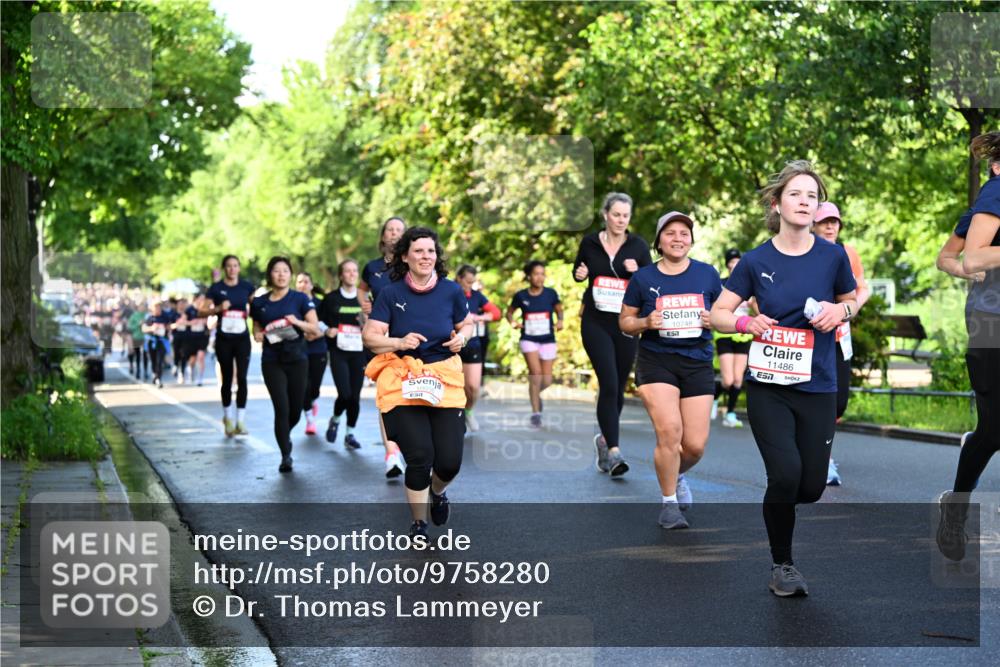 14.06.2026 - REWE Women's Run Dr. Thomas Lammeyer http://msf.ph/oto/9758280 14.06.2026 09:22:30 Laufen 10748, 11486, 7 meine-sportfotos.de