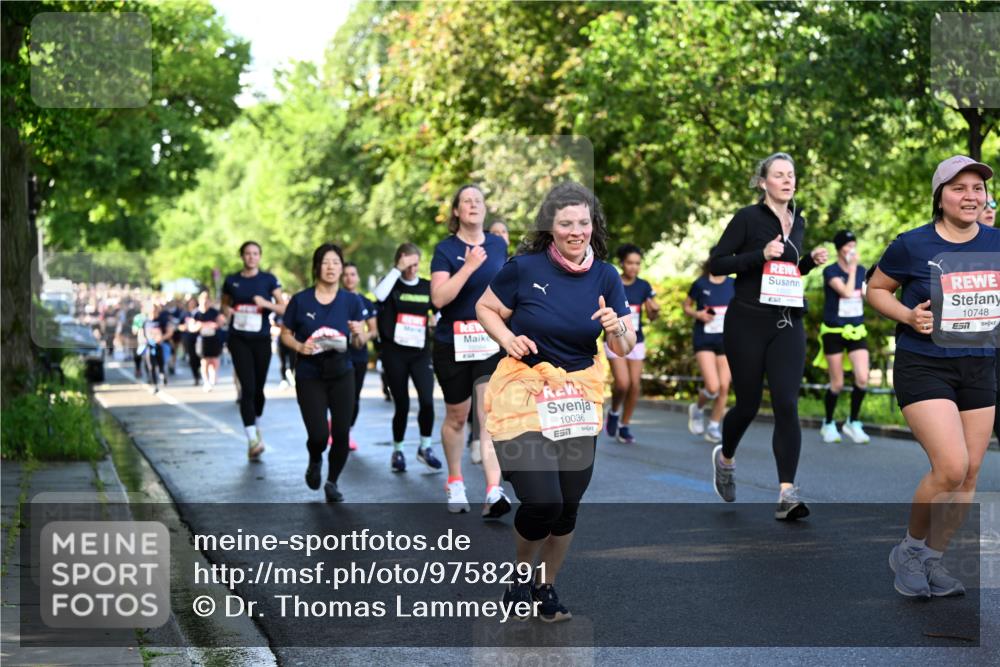 14.06.2026 - REWE Women's Run Dr. Thomas Lammeyer http://msf.ph/oto/9758291 14.06.2026 09:22:31 Laufen 10036, 67, 10748, 7 meine-sportfotos.de