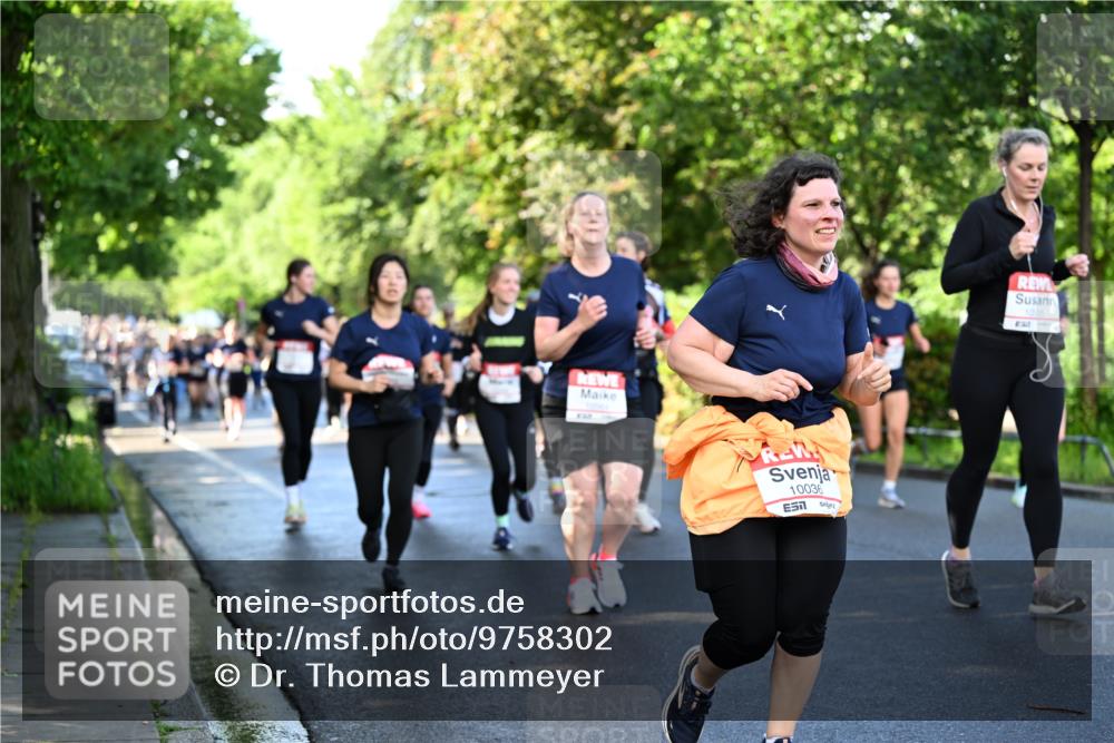 14.06.2026 - REWE Women's Run Dr. Thomas Lammeyer http://msf.ph/oto/9758302 14.06.2026 09:22:32 Laufen 10036, 7 meine-sportfotos.de