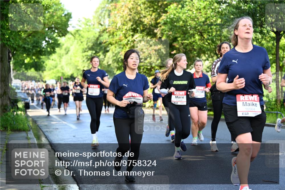14.06.2026 - REWE Women's Run Dr. Thomas Lammeyer http://msf.ph/oto/9758324 14.06.2026 09:22:33 Laufen 108, 11498, 57, 10564, 7 meine-sportfotos.de