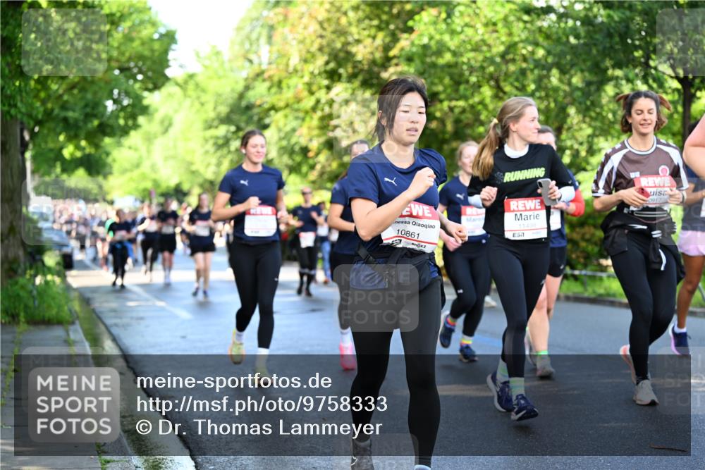 14.06.2026 - REWE Women's Run Dr. Thomas Lammeyer http://msf.ph/oto/9758333 14.06.2026 09:22:34 Laufen 10861, 11498, 57, 1318, 0917 meine-sportfotos.de