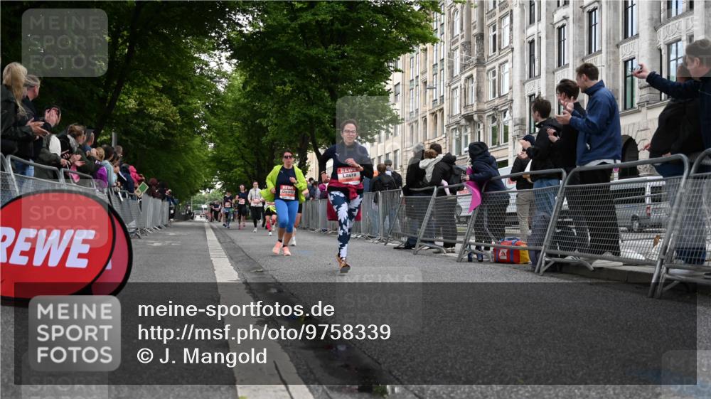 14.06.2026 - REWE Women's Run J. Mangold http://msf.ph/oto/9758339 14.06.2026 10:59:15 Ziel 5032, 5117, 5404, 5409, 5536, 5590, 5701, 6016 meine-sportfotos.de