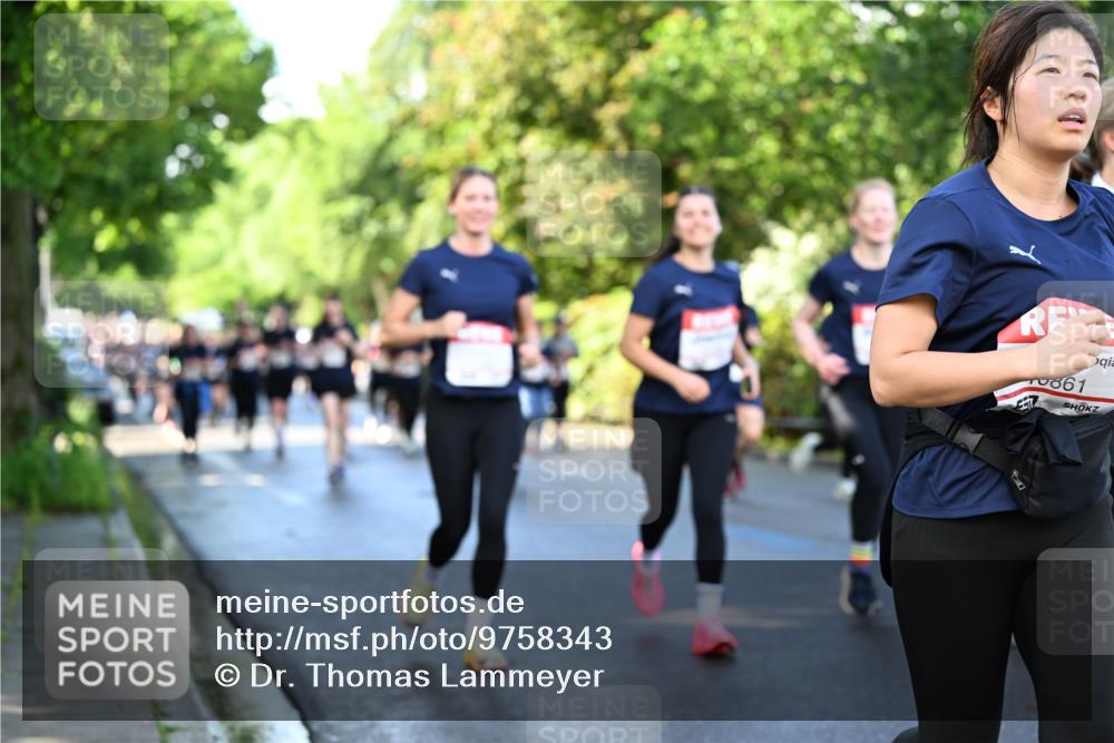 14.06.2026 - REWE Women's Run Dr. Thomas Lammeyer http://msf.ph/oto/9758343 14.06.2026 09:22:34 Laufen 0861 meine-sportfotos.de