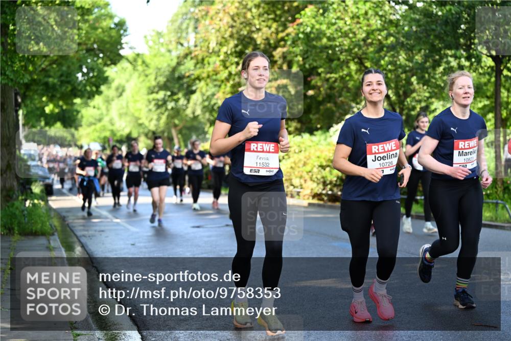 14.06.2026 - REWE Women's Run Dr. Thomas Lammeyer http://msf.ph/oto/9758353 14.06.2026 09:22:35 Laufen 11532, 10726, 10823 meine-sportfotos.de